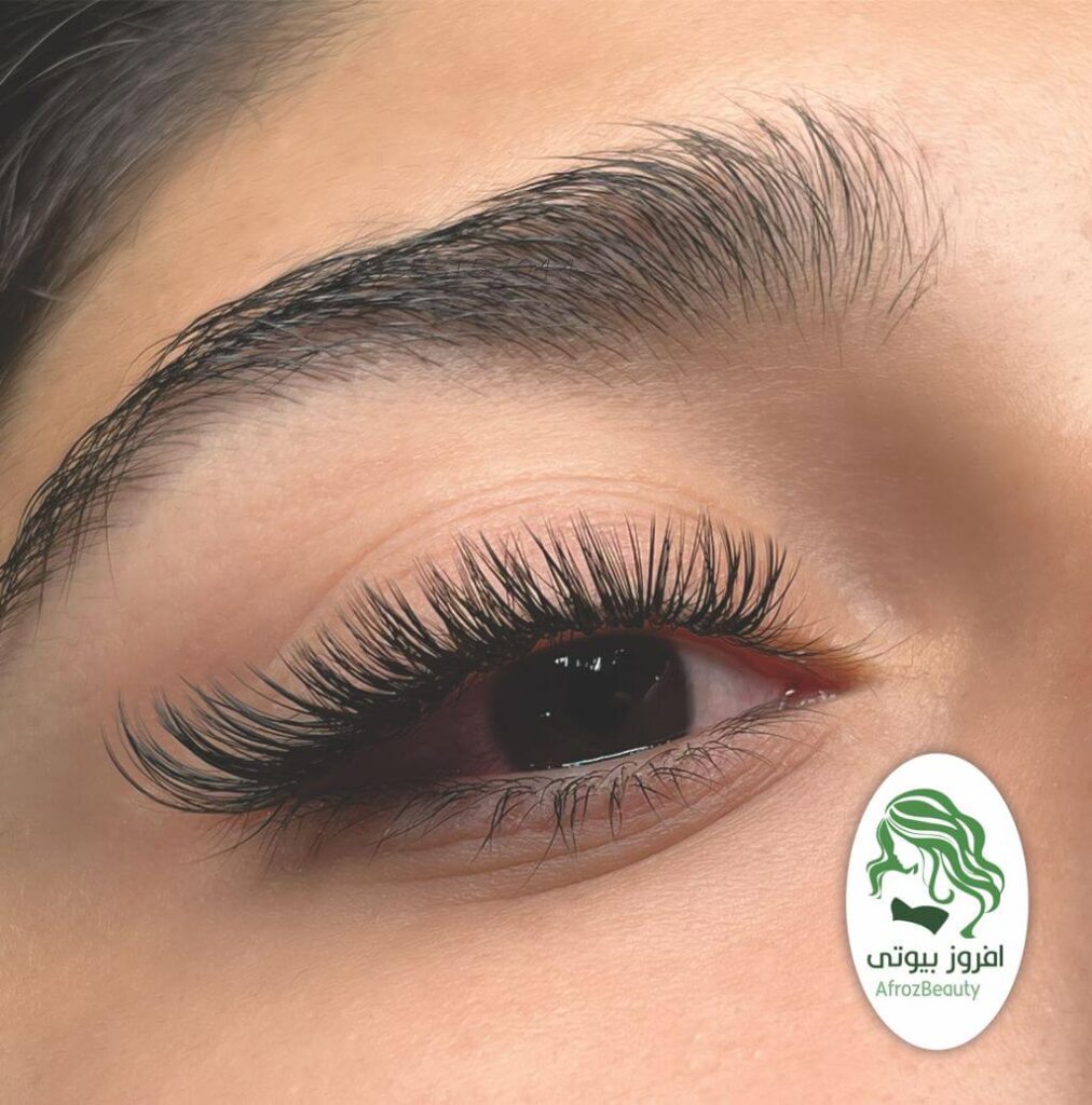 اکستنشن مژه در کرح